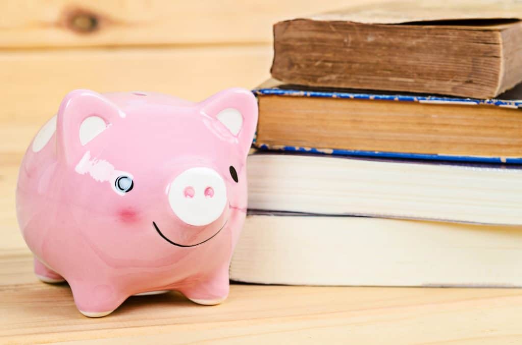 Scholarship Guide Singapore Scholar Application Student Piggy Bank