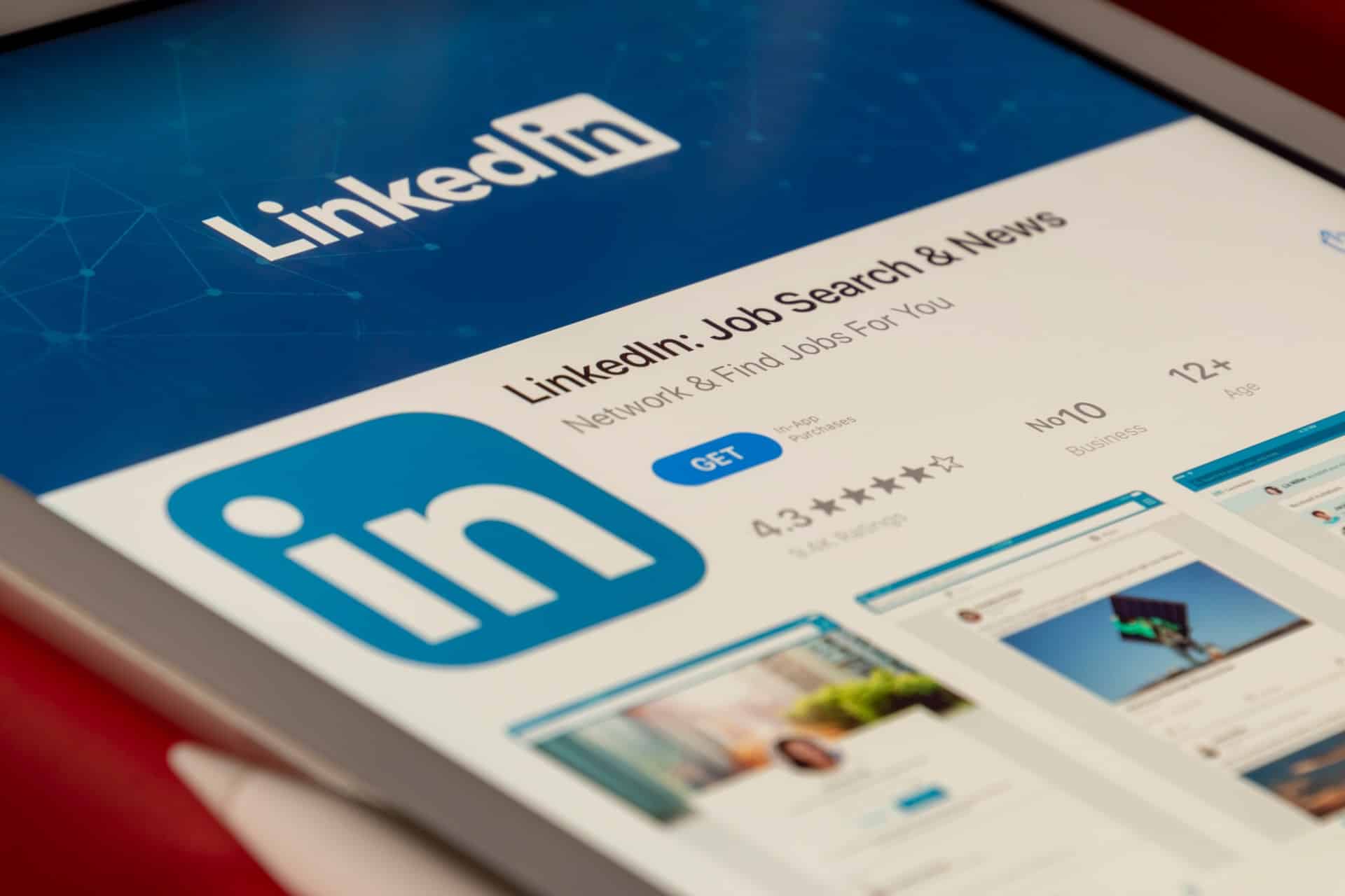 Scholarship Guide Creating An All-Star LinkedIn Profile for Students & Recent Graduates